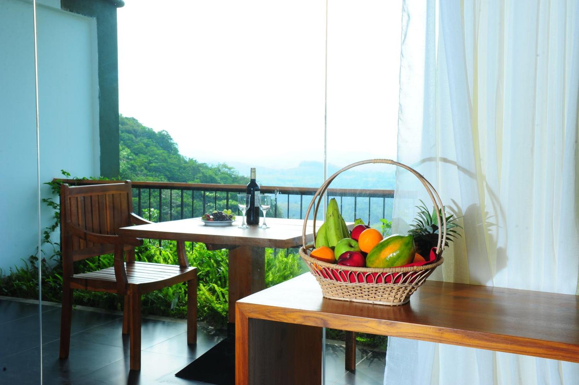 Kithul Kanda The Mountain Resort เพดุคกา ภายนอก รูปภาพ