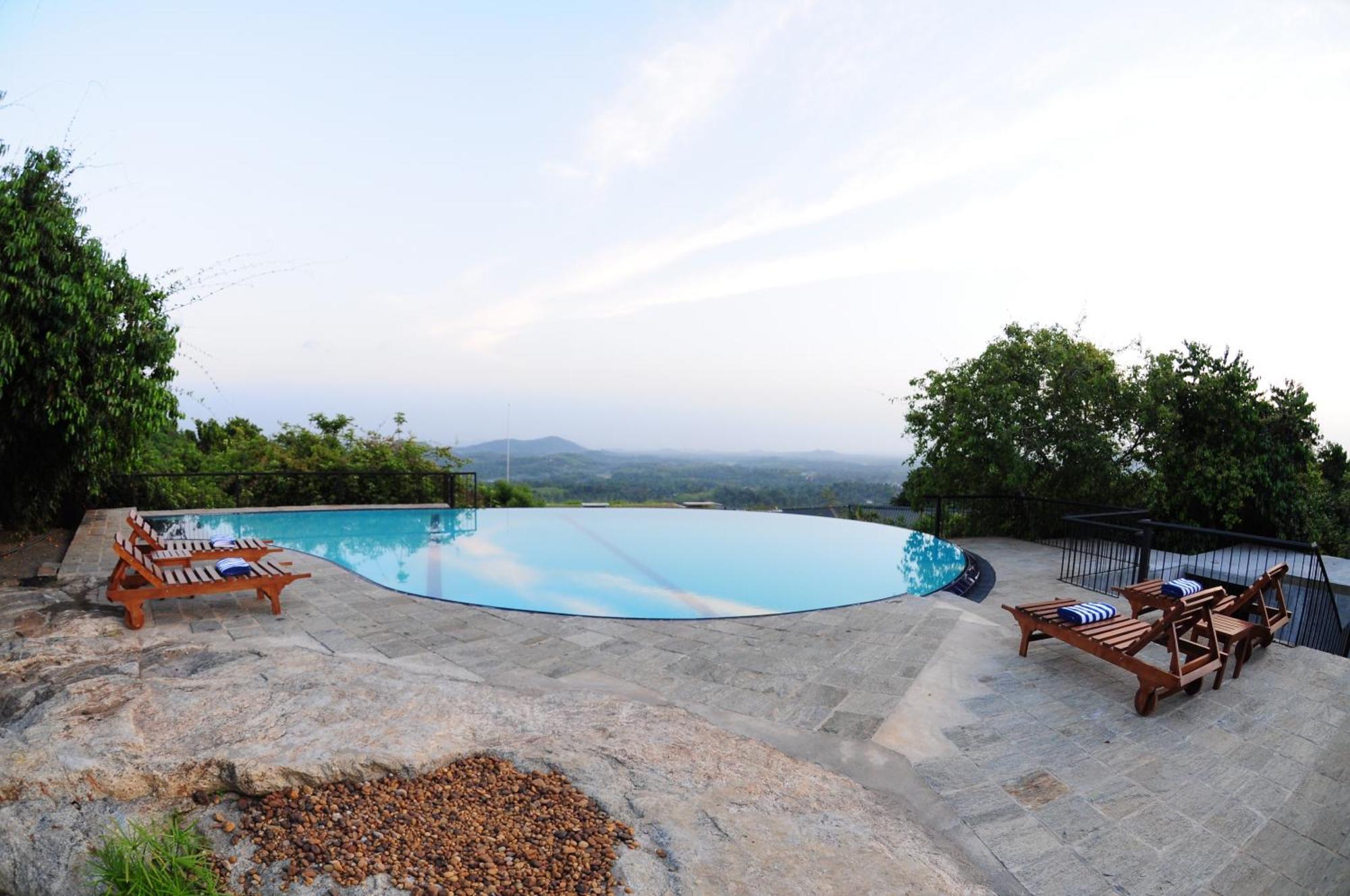 Kithul Kanda The Mountain Resort เพดุคกา ภายนอก รูปภาพ